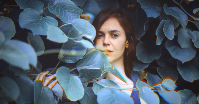 I Used A 100 Years Old Photography Technique To Make Incredibly Coloured Portraits