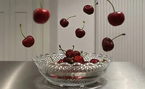 I Freeze Time In 'Kitchensuspension'