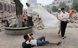 68 Photos That Prove Wedding Photographers Are Crazy