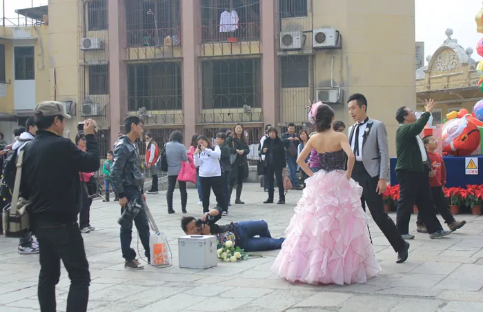 68 Photos That Prove Wedding Photographers Are Crazy