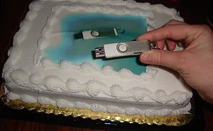 61 Cake Decorators Who Took Instructions Too Literally