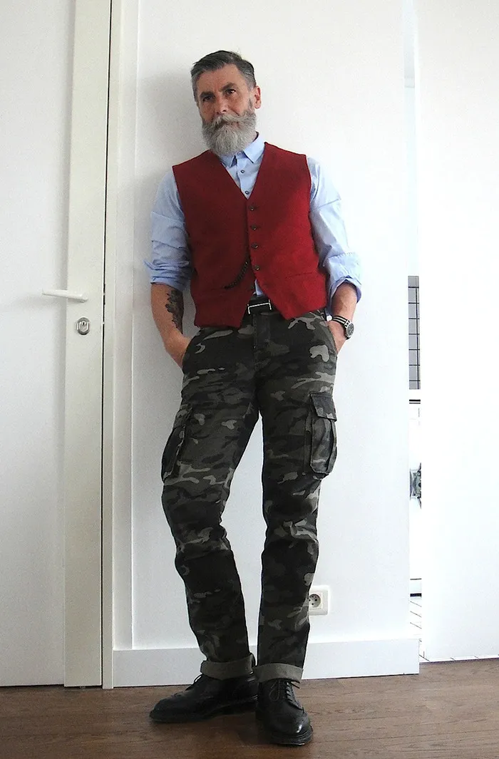 60-Year-Old Man Becomes A Fashion Model After Growing A Beard (23 Pics)