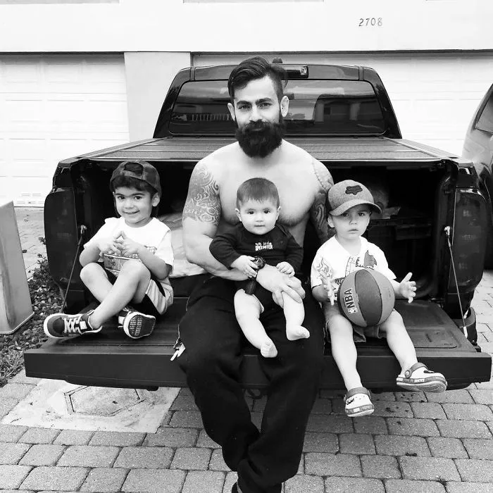 203 Dads With Their Babies Showing That Fatherhood Brings Out The Best In Men