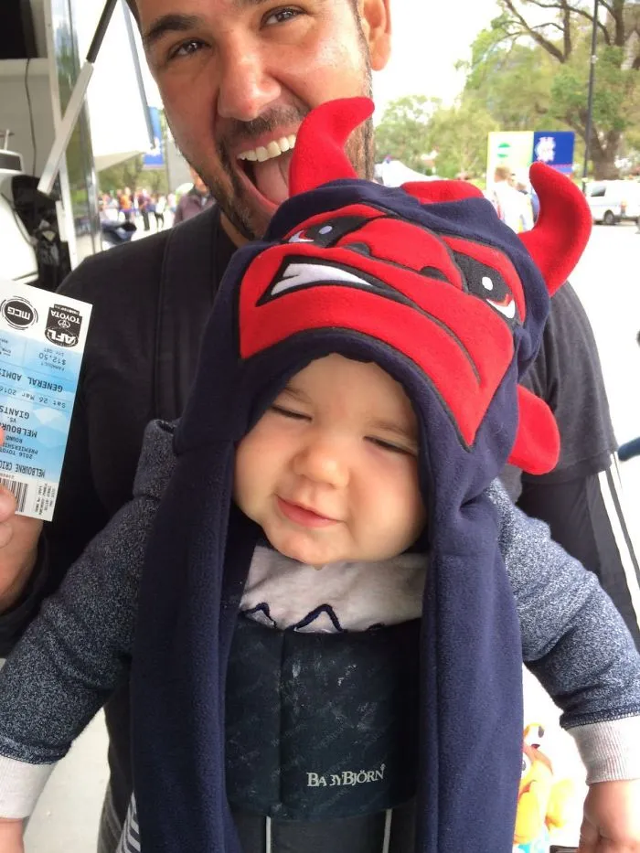 203 Dads With Their Babies Showing That Fatherhood Brings Out The Best In Men