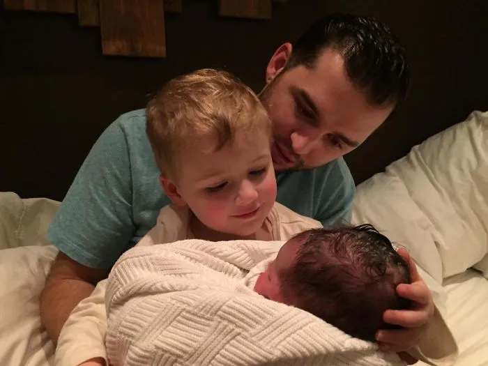 203 Dads With Their Babies Showing That Fatherhood Brings Out The Best In Men