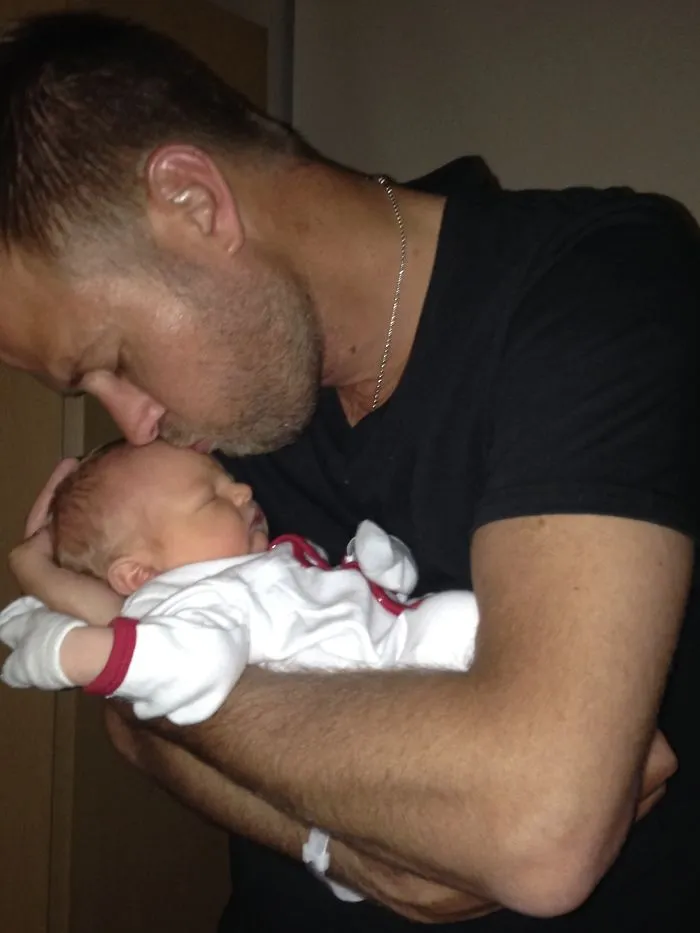 203 Dads With Their Babies Showing That Fatherhood Brings Out The Best In Men