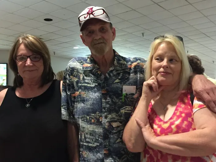 Dolly Concert With Mom, Aunt And Uncle.