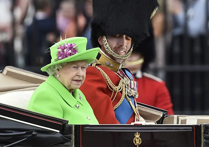 Nico & The Queen