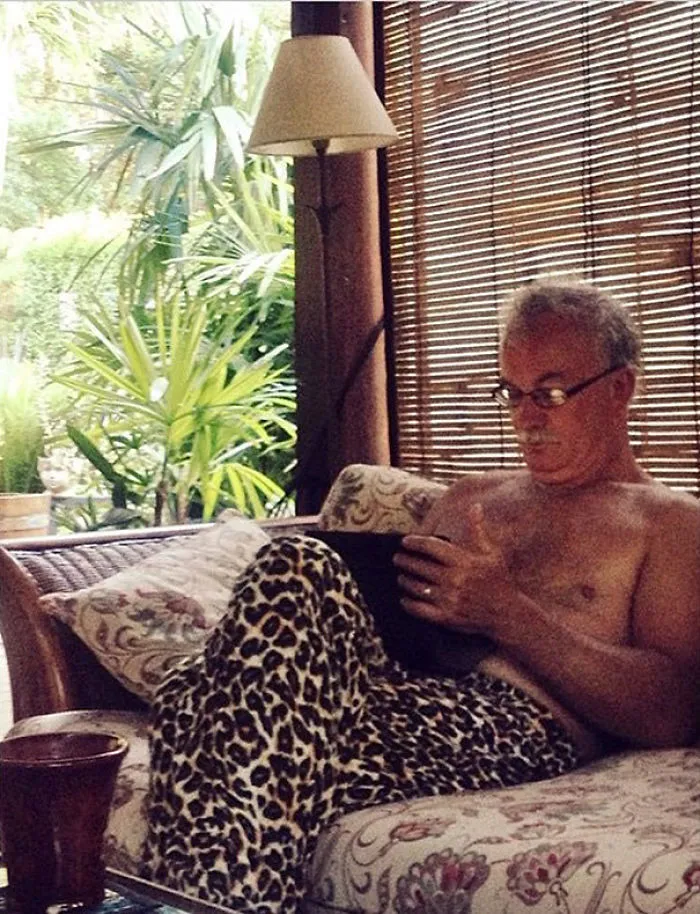 "Fashion Dads" Instagram Honors Hilariously Stylish Dads