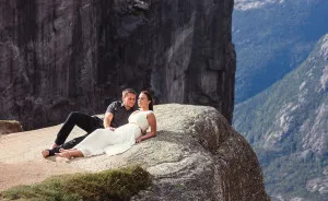 I Captured Couples Photoshoot On The Kjerag Rock, Norway