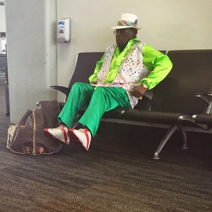 "Fashion Dads" Instagram Honors Hilariously Stylish Dads