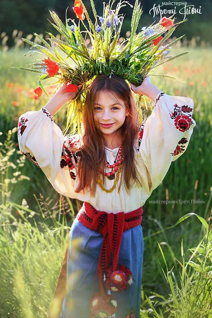 Modern Women Wearing Traditional Ukrainian Crowns Give New Meaning To Ancient Tradition