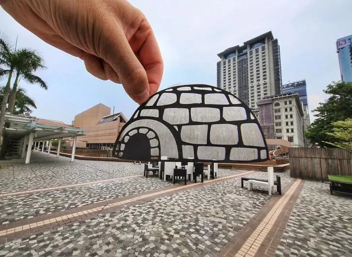 Building An Igloo At Hong Kong Space Museum