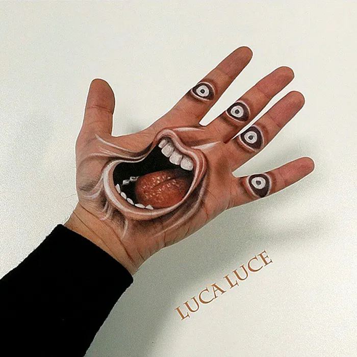 Mind-Bending 3D Optical Illusions On The Palm Of My Hand (+ Bonus Panda)