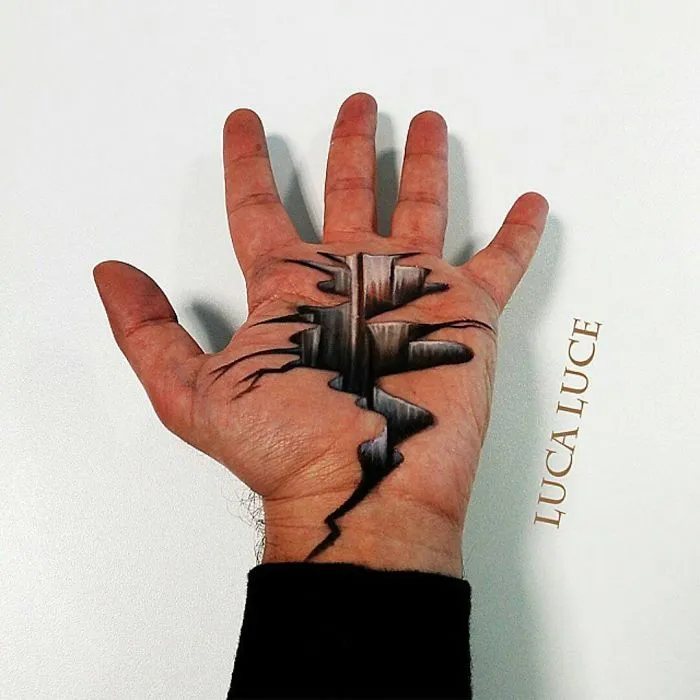 Mind-Bending 3D Optical Illusions On The Palm Of My Hand (+ Bonus Panda)