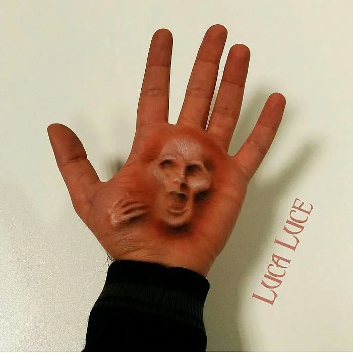 Mind-Bending 3D Optical Illusions On The Palm Of My Hand (+ Bonus Panda)
