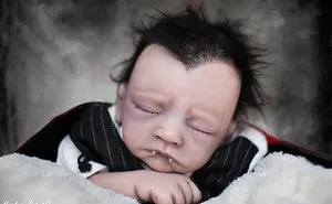 I Photographed A Newborn Photoshoot With A Twist. Or Did I?