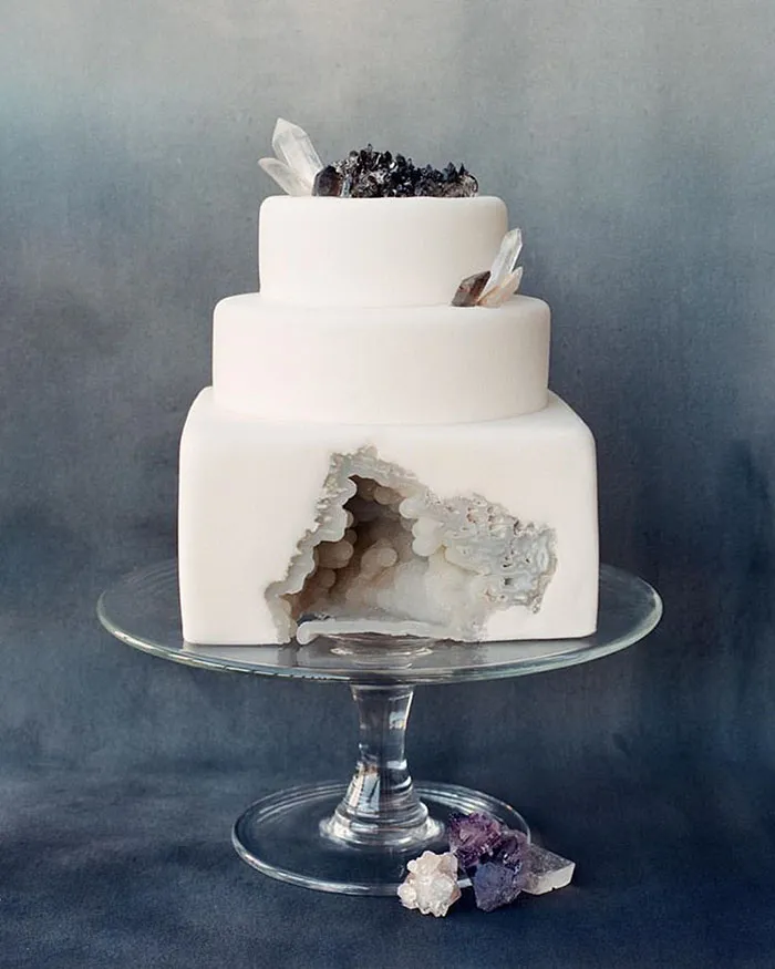 This New Geode Wedding Cake Trend Is Rocking The Internet