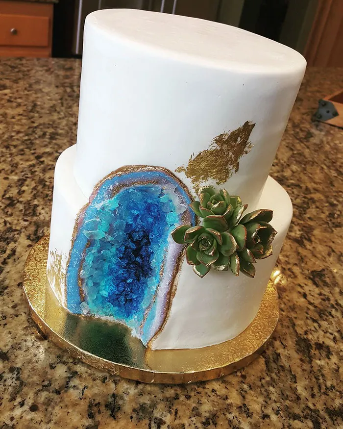 This New Geode Wedding Cake Trend Is Rocking The Internet