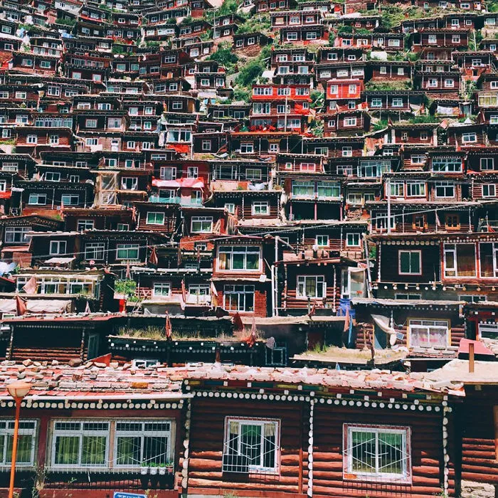 Shiyang Han From Beijing, China, 3rd Place, Travel