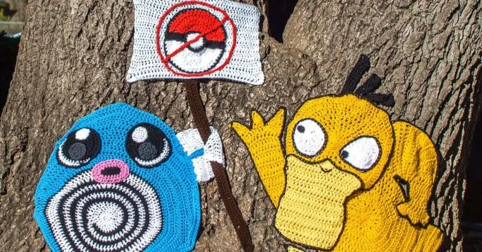Yarn Bombers Discover A Pokémon Go Protest In San Mateo!