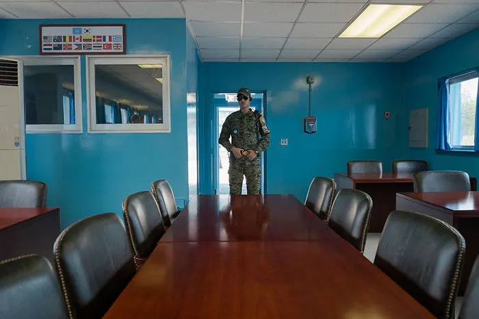 North Korean Jsa, Dmz, Panmunjeon, Korea