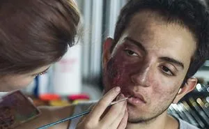 My Dream Is To Become A Professional Makeup Artist