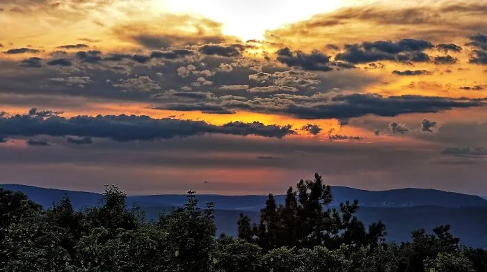 Hármashatár-mountain