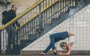 Breathtaking Portraits Of Ballet Dancers Practicing On The Streets Of New York