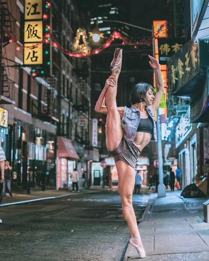 Ballet Dancers