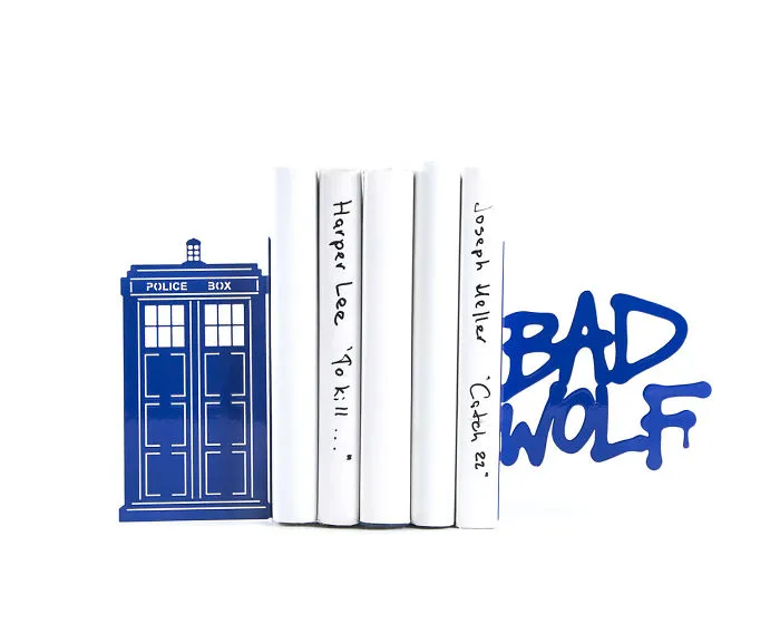 43 Cool Bookends We Made For Cool People Who Love Books