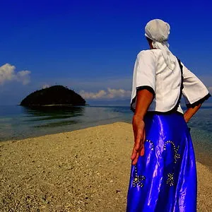 The travelling bride