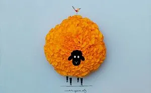 I Turn Flowers & Everyday Objects Into Art