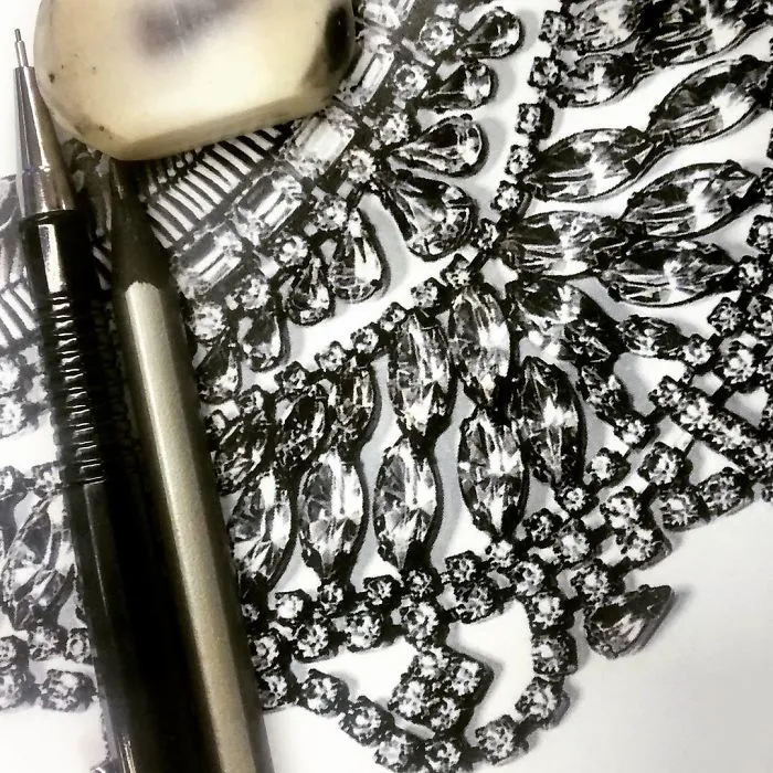 I Paint Hyperrealistic Diamonds