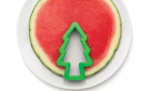 I Created This Tool To Cut Watermelons Into Tree-Shape Pieces