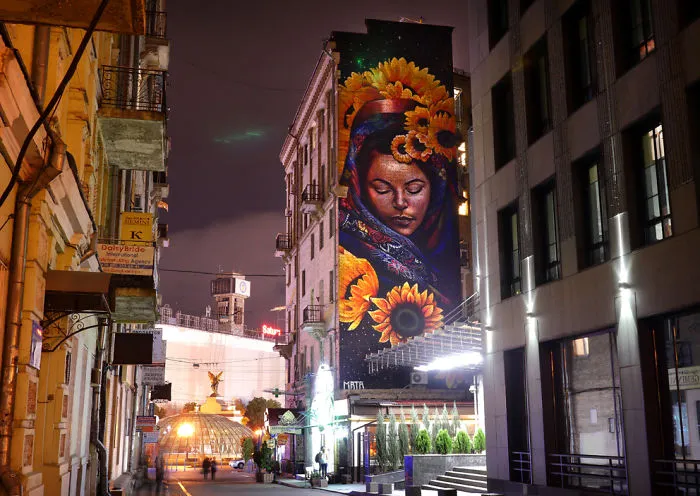I Spent 5 Days Wandering Around Kiev To Capture Its Spirit Through Street Art