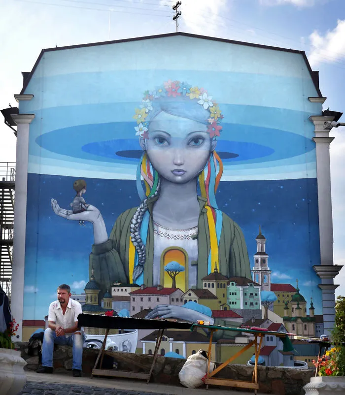 I Spent 5 Days Wandering Around Kiev To Capture Its Spirit Through Street Art