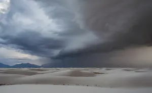 While Camping In The Desert, I Got Hit By An Insane Desert Storm And Took Some Awesome Photos