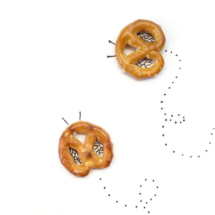 100 Days Of Tiny Things: I Find Small Objects Around Me And Turn Them Into Art