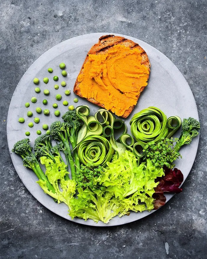 Food Blogger Turns Avocados Into Instagram-Worthy Edible Masterpieces