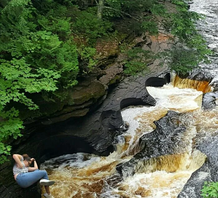 Water/fall/asleep