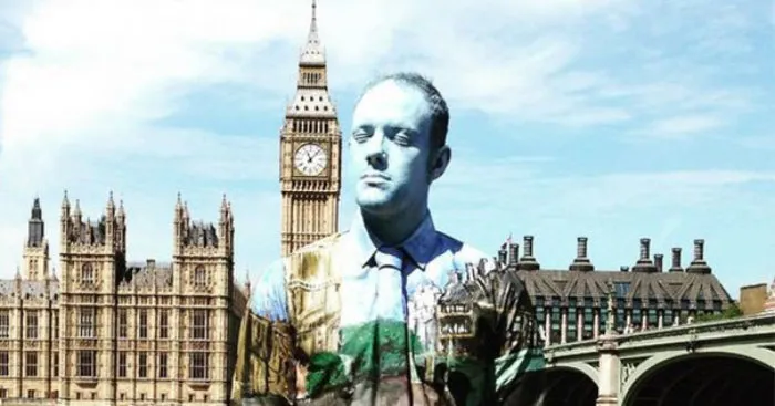 I Spent 8 Hours Body Painting My Boyfriend, Just To Help Him Blend In
