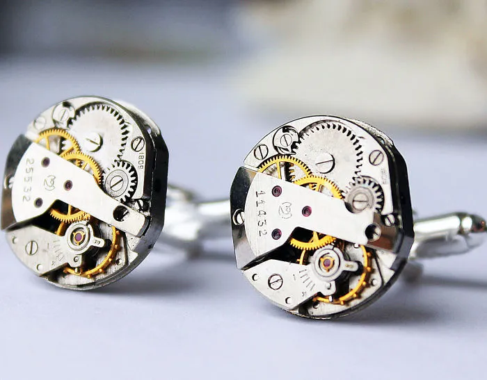 Steampunk Jewelry By This Russian Artist Will Take You Back To Victorian Era
