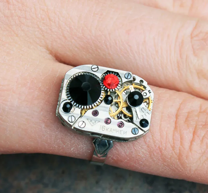 Steampunk Jewelry By This Russian Artist Will Take You Back To Victorian Era