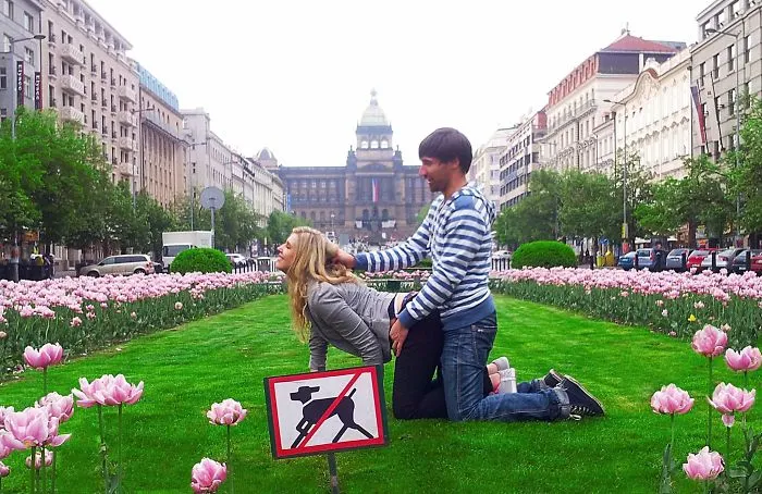 Dont Do Dogs In Da Prague :-)