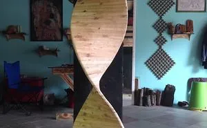 Dna Wine Stand
