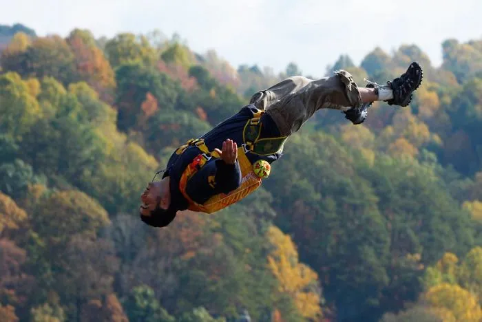 Base Jumping My Favourite Sport.