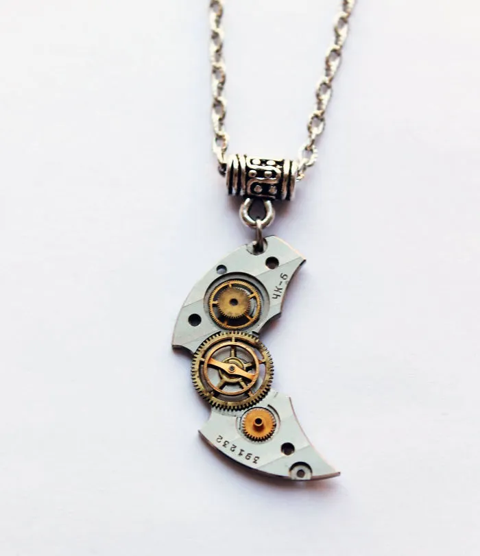 Steampunk Jewelry By This Russian Artist Will Take You Back To Victorian Era