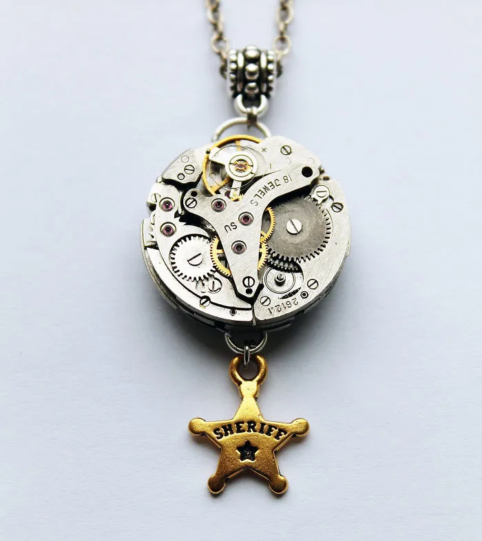 Steampunk Jewelry By This Russian Artist Will Take You Back To Victorian Era