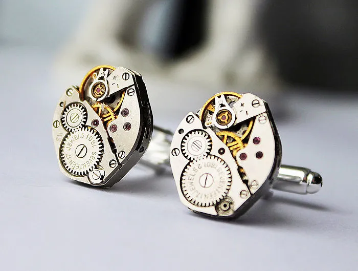 Steampunk Jewelry By This Russian Artist Will Take You Back To Victorian Era